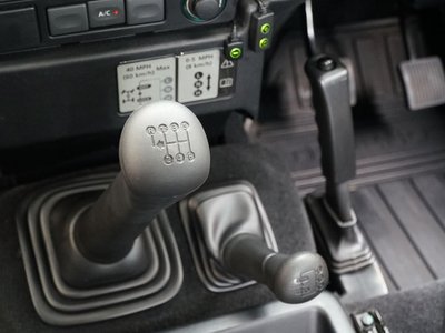 2016 LAND Rover DEFENDER — миниатюра 18