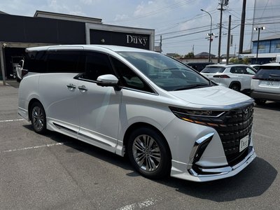 2026 Toyota ALPHARD — фото 8