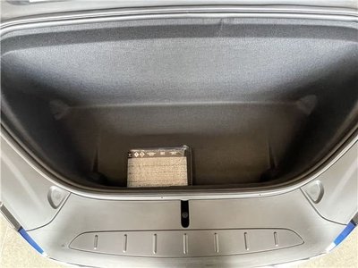 2017 Tesla MODEL X — миниатюра 46