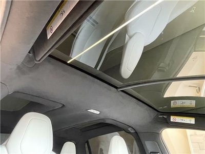 2017 Tesla MODEL X — миниатюра 22
