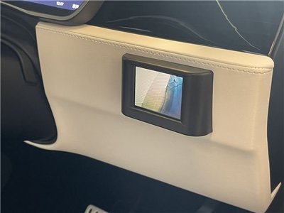 2017 Tesla MODEL X — миниатюра 35