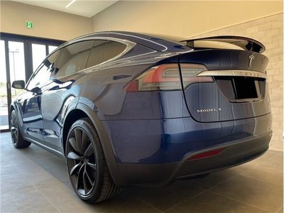2017 Tesla MODEL X — фото 9