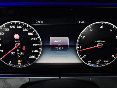 MERCEDES-BENZ E-CLASS - 8