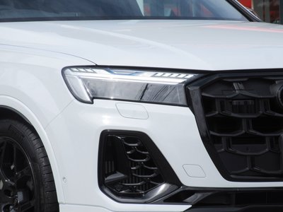 AUDI Q7 - 7