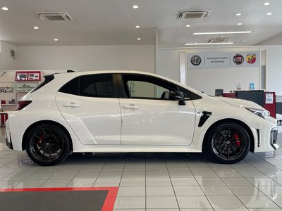 2025 Toyota GR COROLLA photo 7