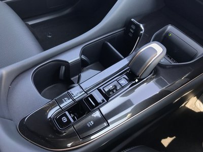 TOYOTA CROWN SPORT - 8