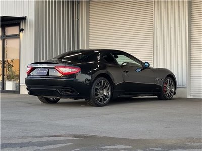2012 Maserati GRANTURISMO — фото 2