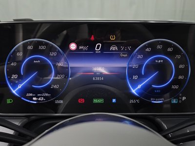 2023 Mercedes-BENZ EQE — миниатюра 11