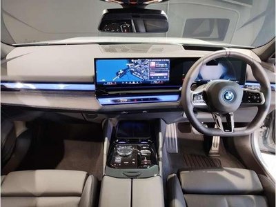 BMW I5 - 3