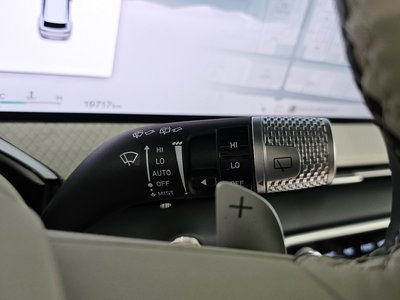 2024 Genesis GV80 — миниатюра 27