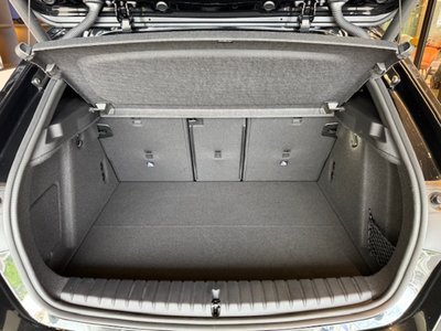 صورة 8 لـ 2025 BMW 1 SERIES