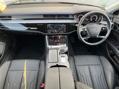صورة 6 لـ 2023 AUDI A8