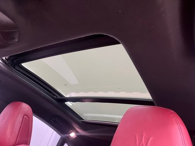 2022 Maserati LEVANTE 缩略图 18