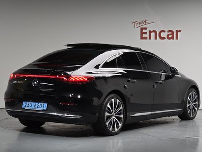 MERCEDES-BENZ EQE - 5