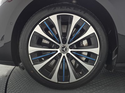 MERCEDES-BENZ EQE - 7