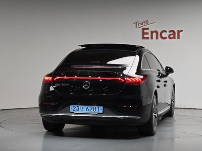 MERCEDES-BENZ EQE - 4