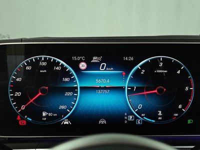 MERCEDES-BENZ GLS - 8