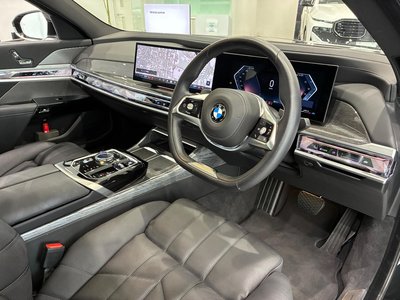 2025 BMW 7 SERIES 照片 8
