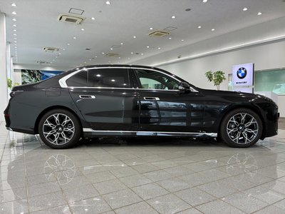 2025 BMW 7 SERIES 照片 3