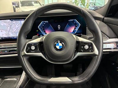 صورة مصغرة 18 لـ 2025 BMW 7 SERIES