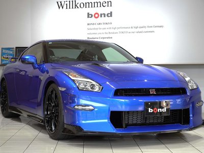 NISSAN GT-R - 1