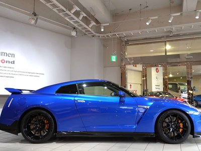 NISSAN GT-R - 6