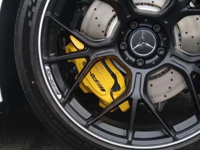 2025 Mercedes-BENZ GT AMG — фото 4