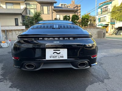 PORSCHE 911 CABRIOLET - 10