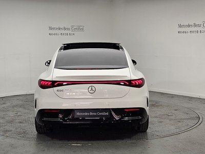 MERCEDES-BENZ EQE - 3