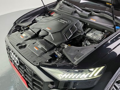 AUDI Q8 - 7