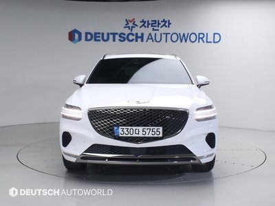 صورة 2 لـ 2021 Genesis GV70