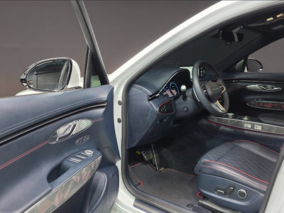 2023 Genesis GV70 photo 10