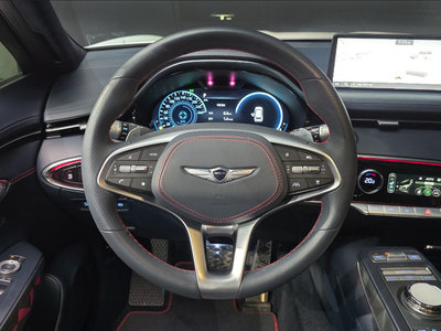 2023 Genesis GV70 thumbnail 13