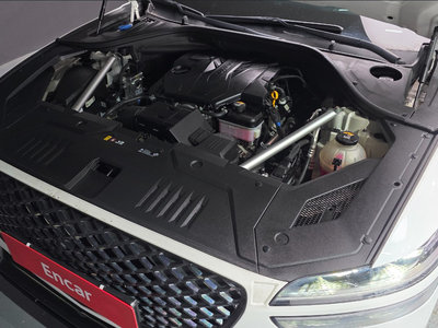 2023 Genesis GV70 photo 7