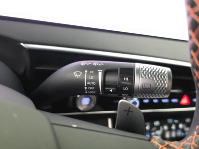 2024 Genesis GV70 thumbnail 28