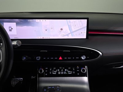 2024 Genesis GV70 thumbnail 20