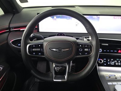 2024 Genesis GV70 thumbnail 19