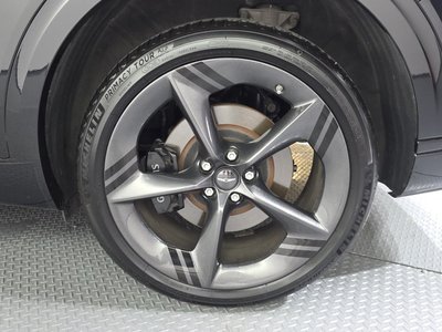 صورة 8 لـ 2024 Genesis GV70