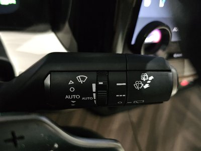 2025 Lexus LM thumbnail 28