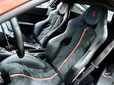 FERRARI 458 ITALIA - 9