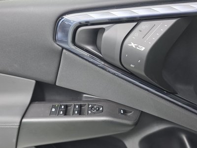 2025 BMW X3 缩略图 19