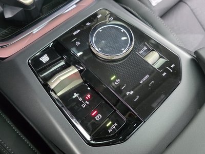 2025 BMW X3 缩略图 12