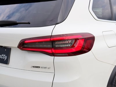 صورة مصغرة 40 لـ 2021 BMW X5