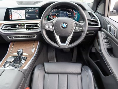 صورة 7 لـ 2021 BMW X5