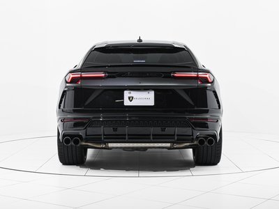 LAMBORGHINI URUS - 7