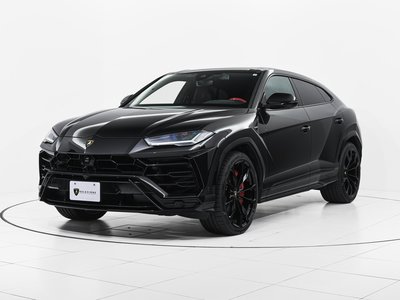 LAMBORGHINI URUS - 3
