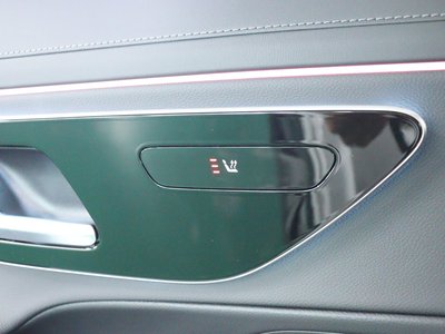 صورة مصغرة 11 لـ 2024 Mercedes-BENZ E-CLASS