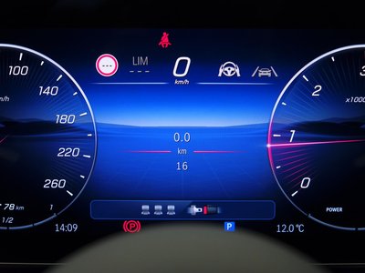 MERCEDES-BENZ GLC - 6