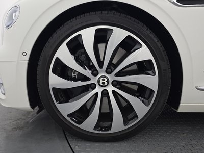 BENTLEY FLYING SPUR - 6