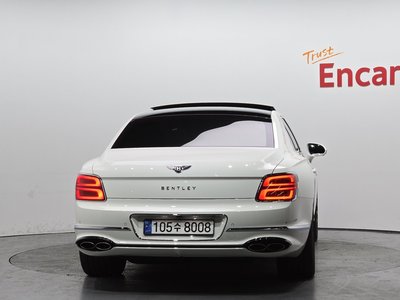 BENTLEY FLYING SPUR - 4